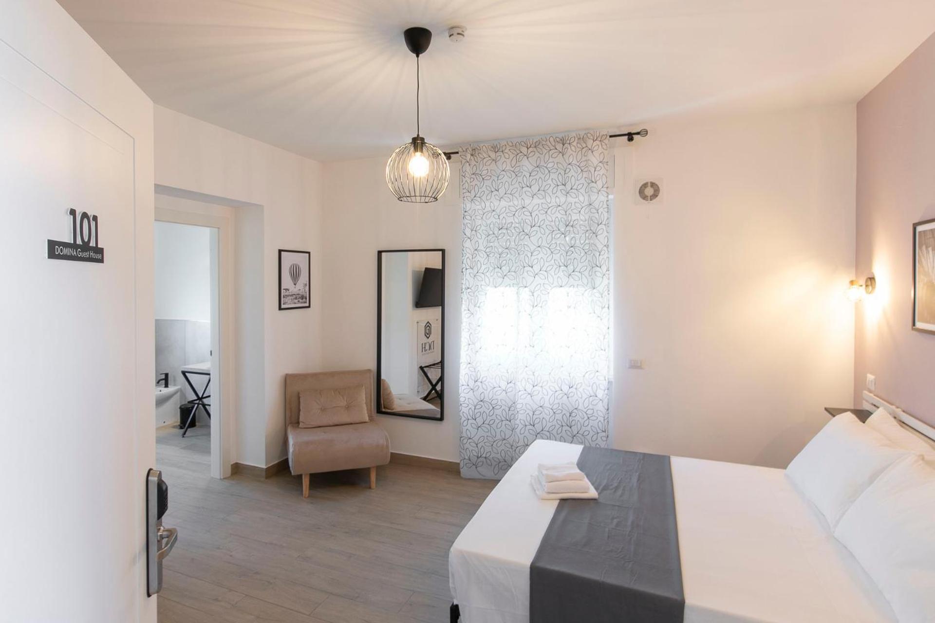 Domina Guest House Фиумичино Екстериор снимка