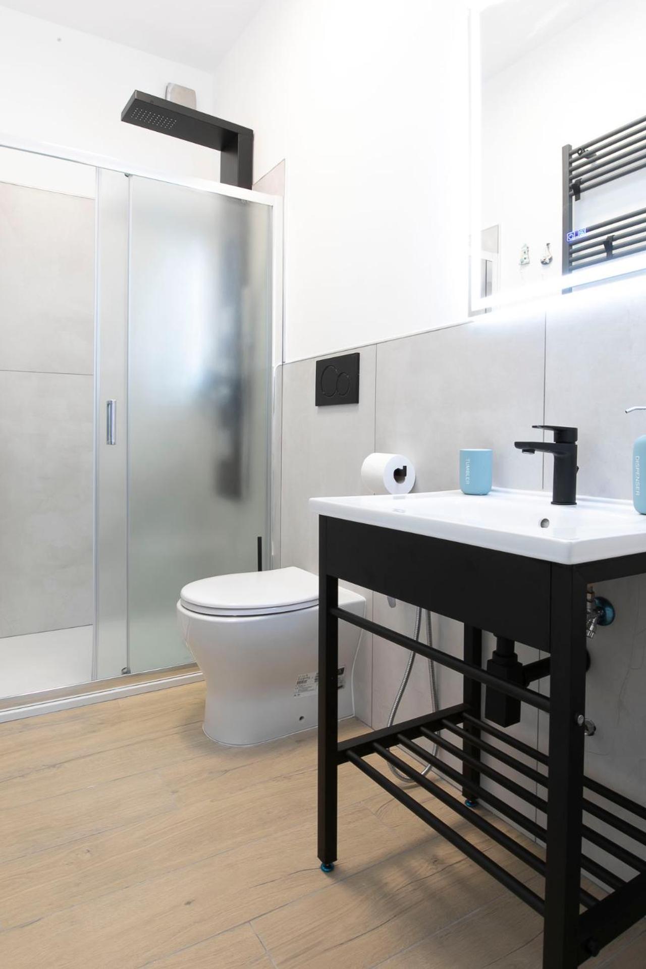 Domina Guest House Фиумичино Екстериор снимка