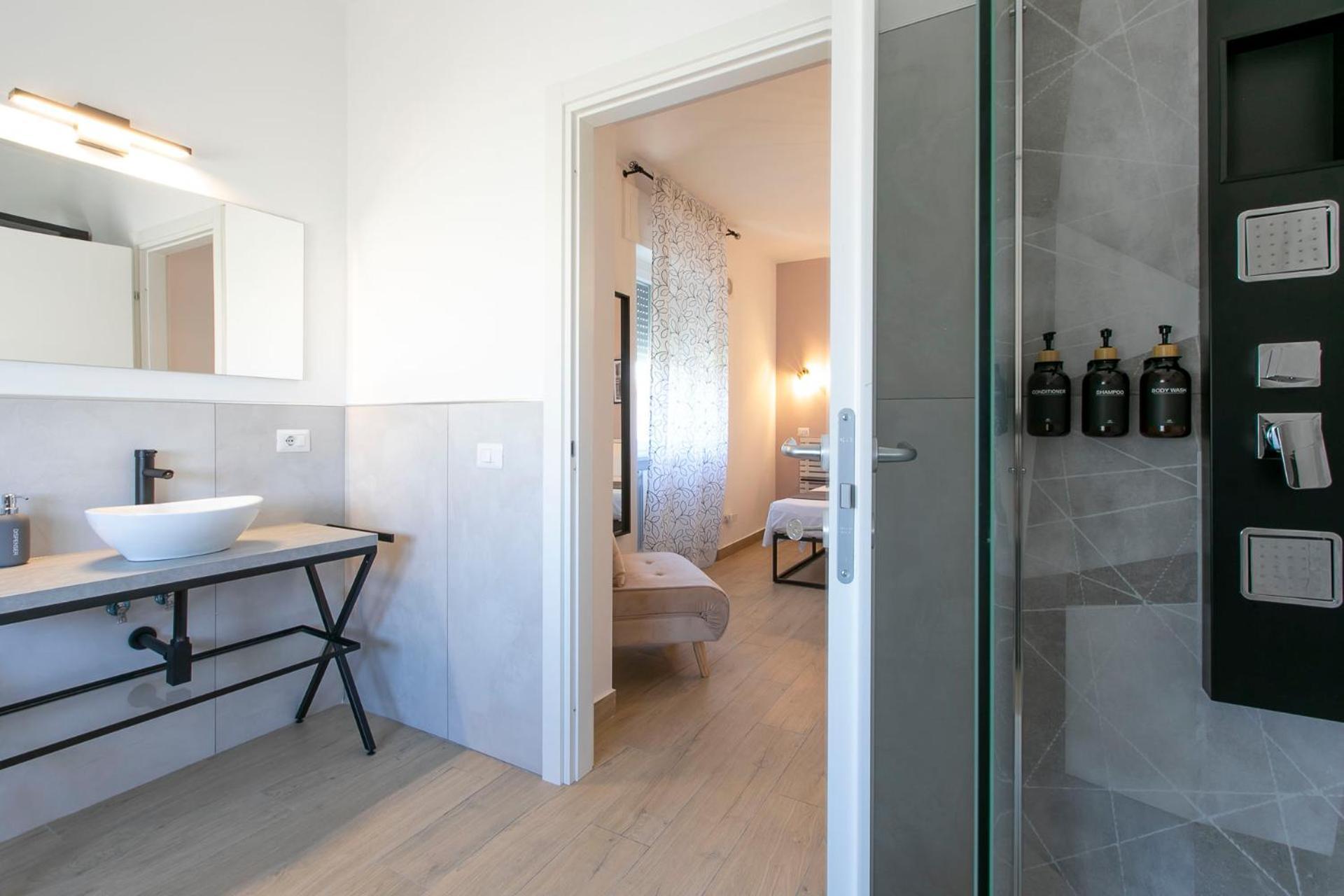 Domina Guest House Фиумичино Екстериор снимка