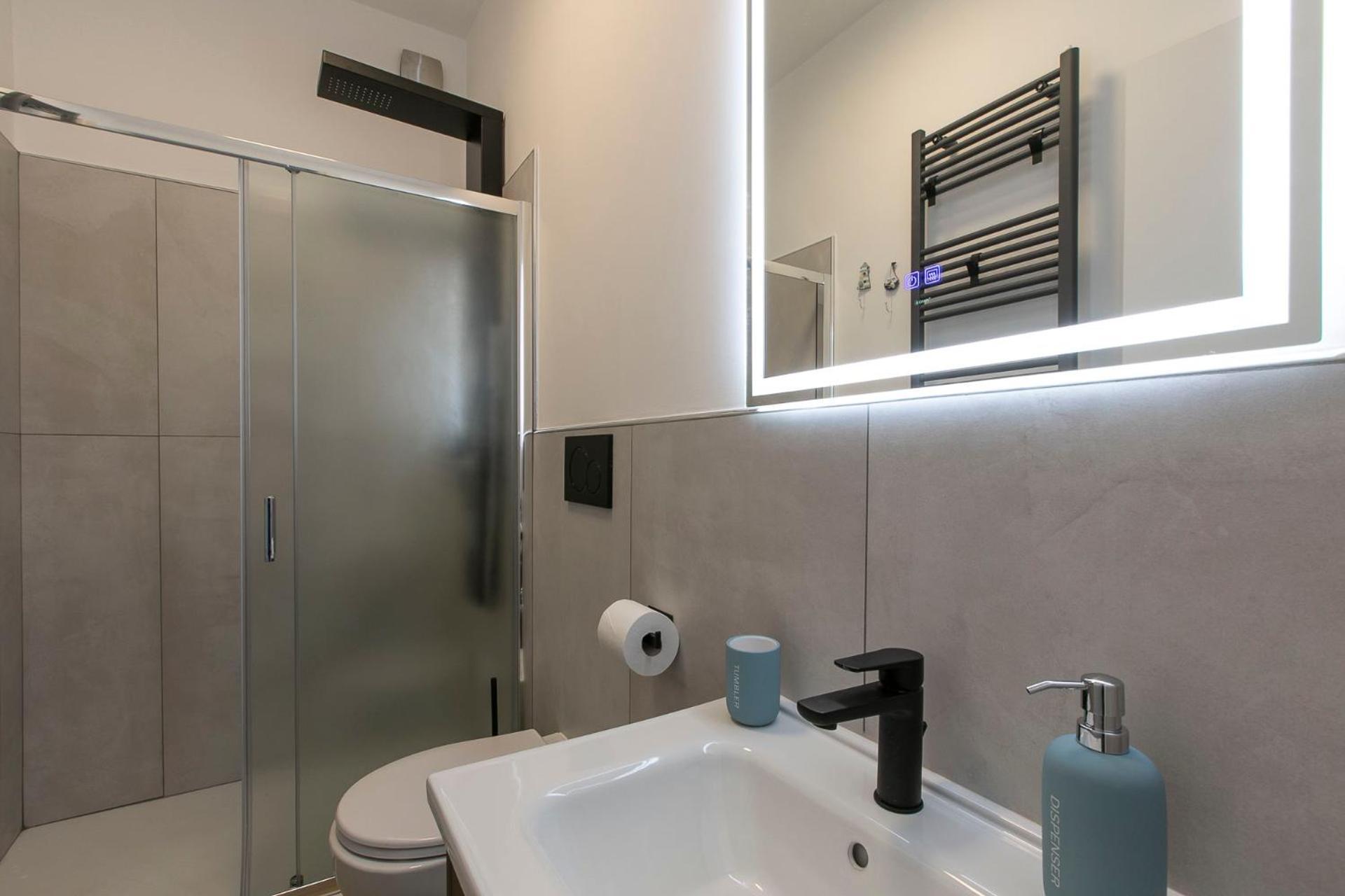Domina Guest House Фиумичино Екстериор снимка