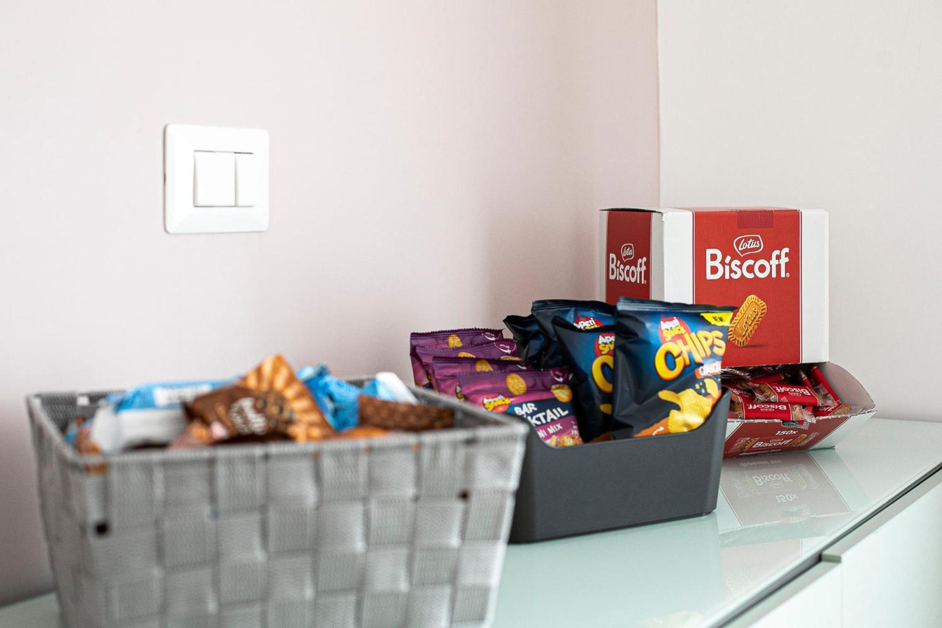 Domina Guest House Фиумичино Екстериор снимка