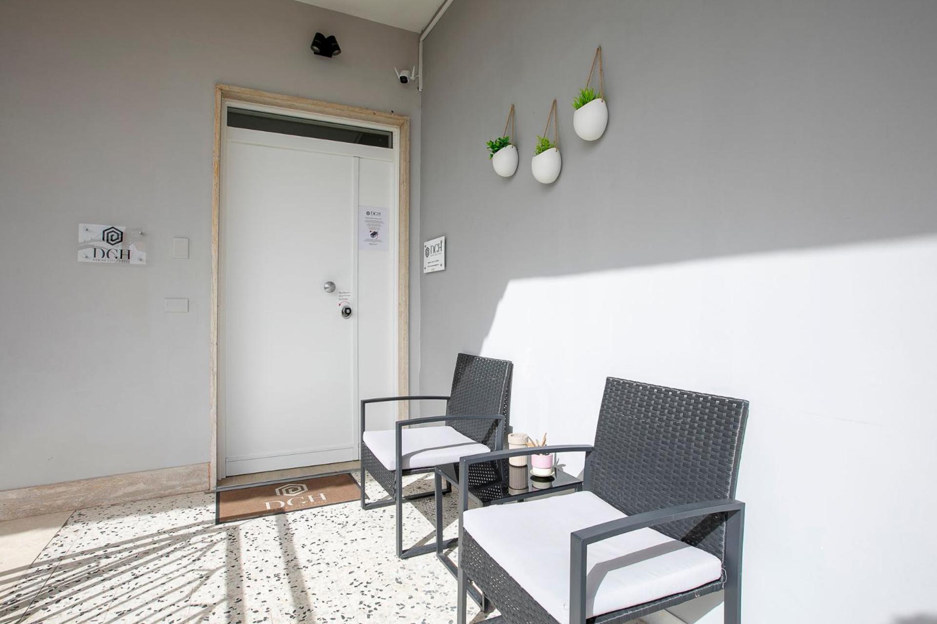 Domina Guest House Фиумичино Екстериор снимка
